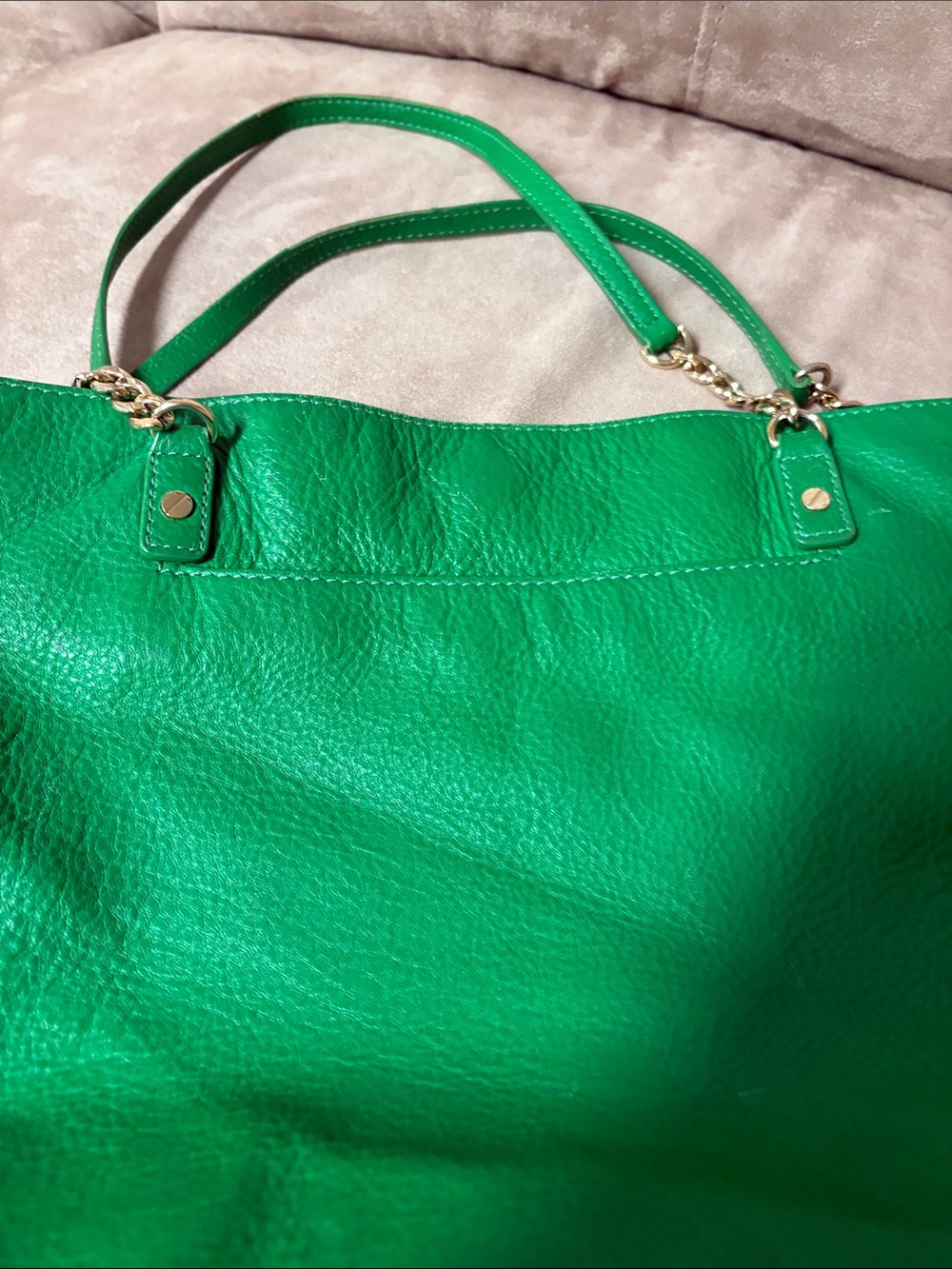 Michael Kors Bright Green Pebbled Leather Tote with Gold Hardware - Picture 4 of 5